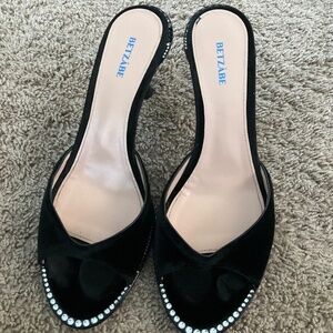 BETZÁBE Jenni Crystal Embellished Sandal